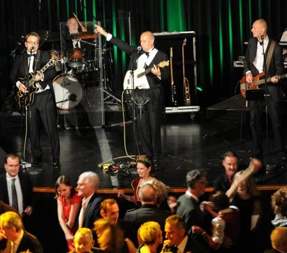 The Butlers sorgten f&uuml;r frische Musik und eine volle Tanzfl&auml;che, getreu dem Motto: Der Wald beschwingt