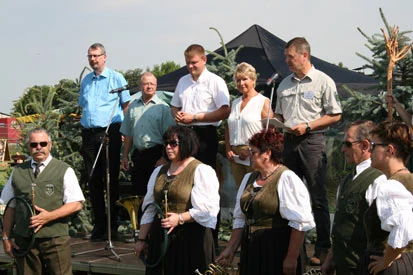 Forstbezirksleiter Jan Glock bei der Er&ouml;ffnung
