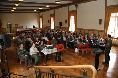 Blick in den Kultursaal des Schlosses Hubertusburg mit etwa 90 Teilnehmern der Tagung